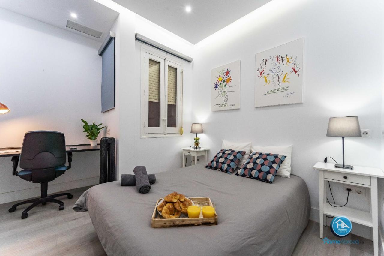 Modern Boutique In The Heart Of Apartamento