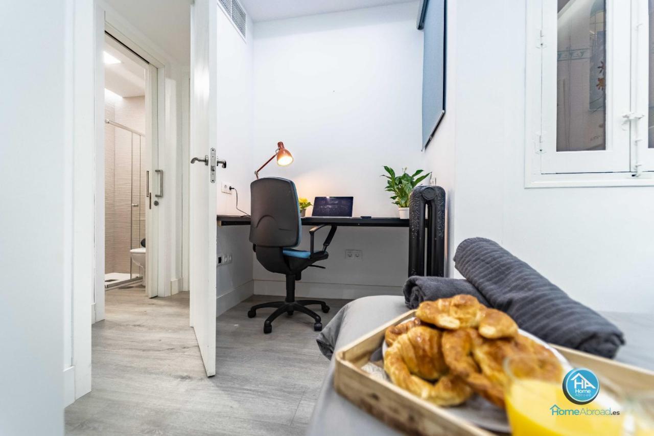 Modern Boutique In The Heart Of Madrid