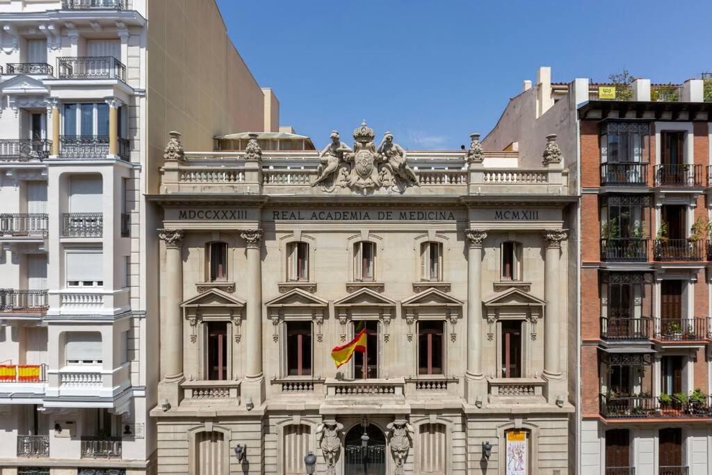 Luxury Location Royal Palace
