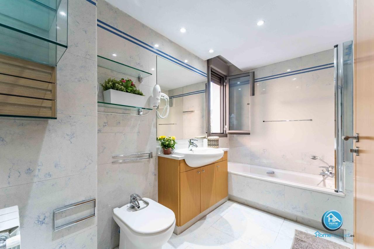 Elegant Grand Villa - Madrid City Center