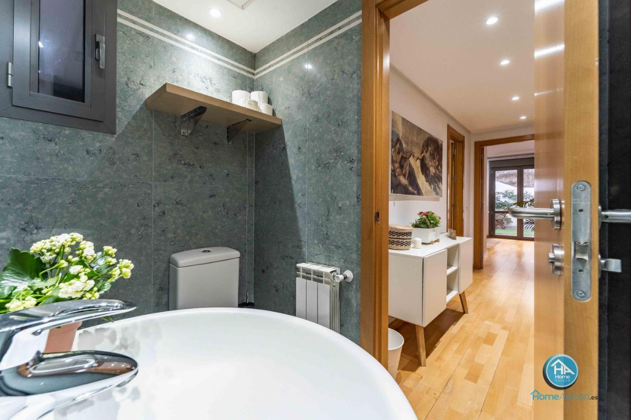 Elegant Grand Villa - Madrid City Center Apartment