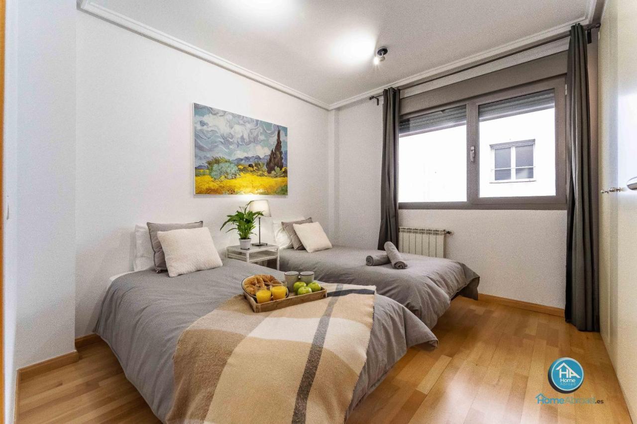 Elegant Grand Villa - Madrid City Center Apartment *