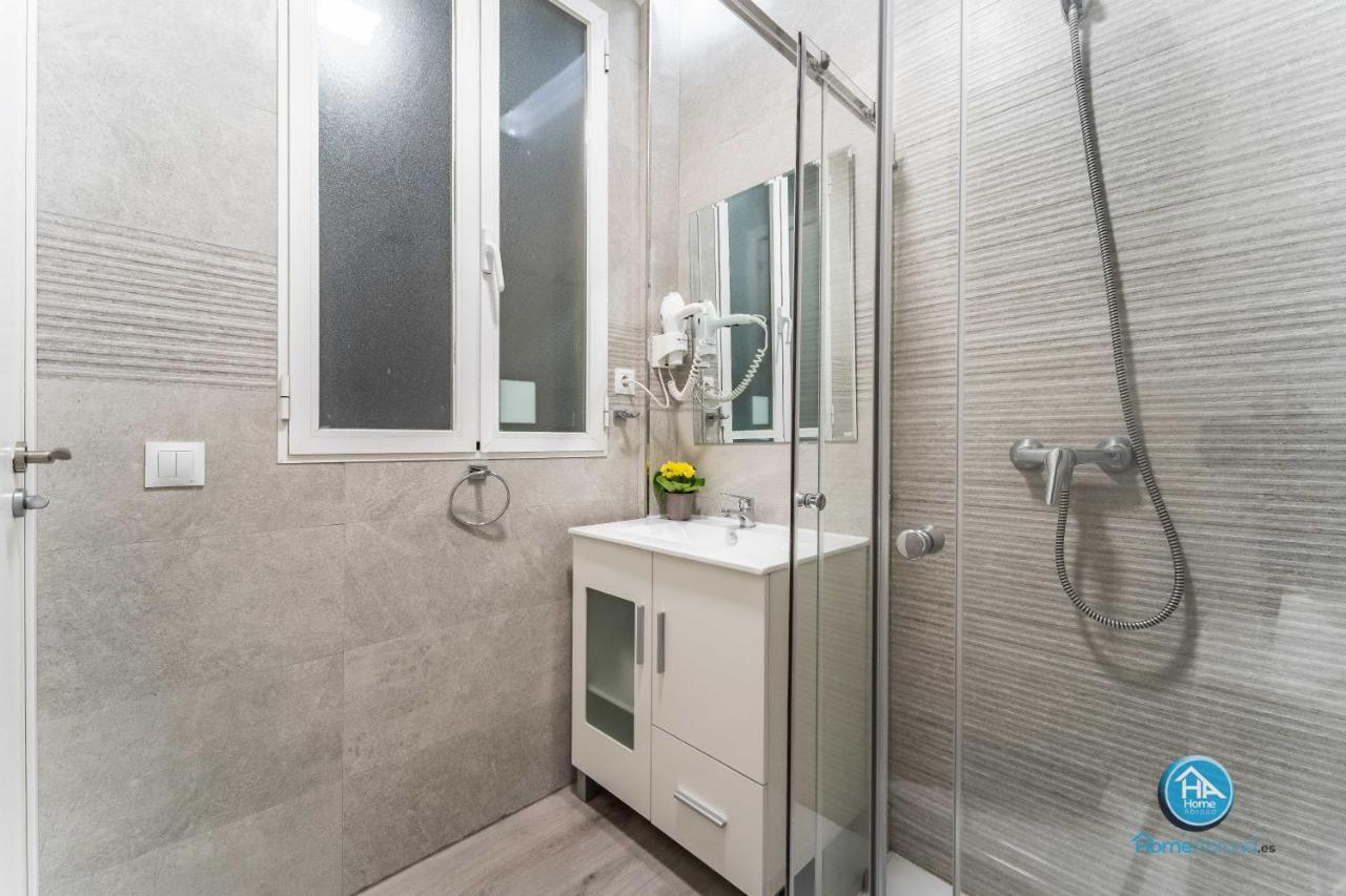 Luxury Center Apartment