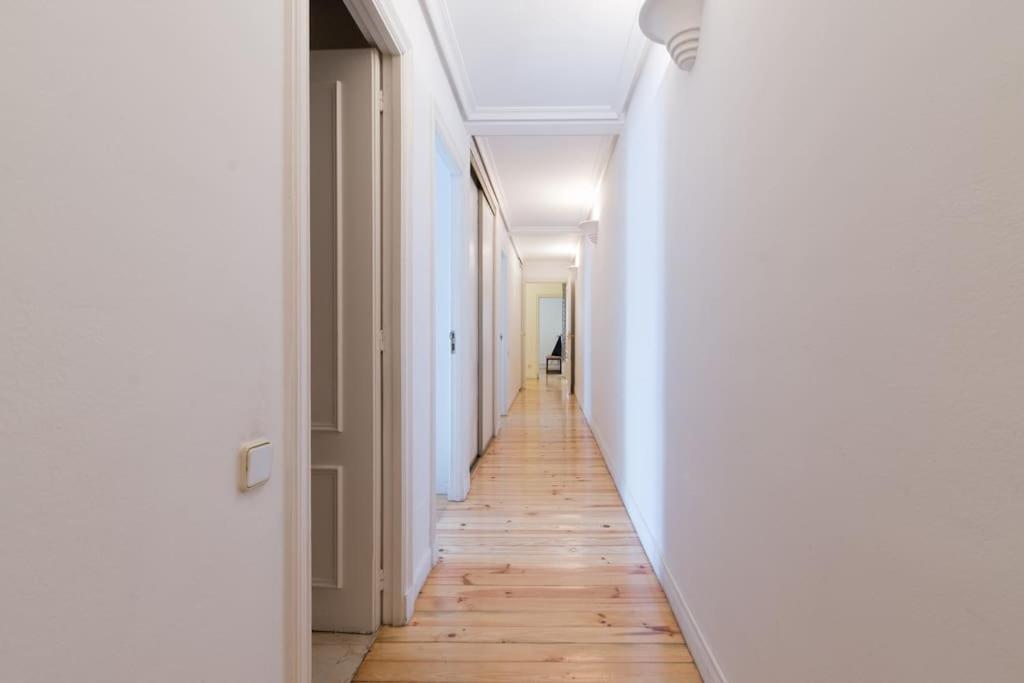 Luxury Location Royal Palace Apartment
