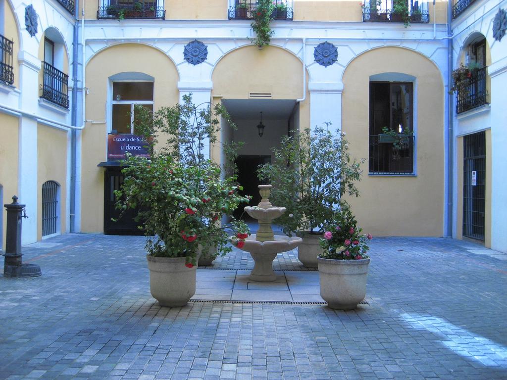 Huespedes Toledo Guest house