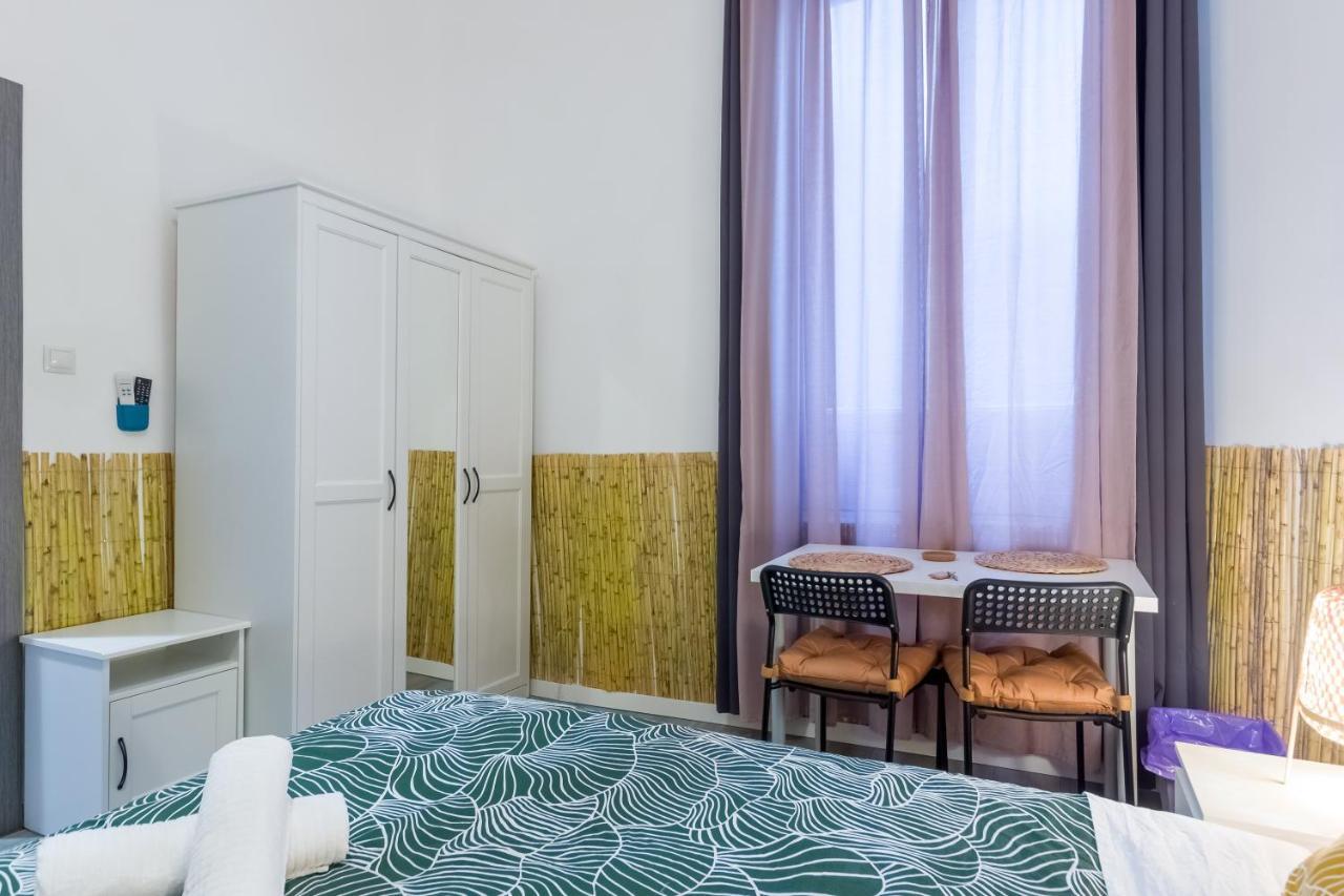 Social - Coliving & Coworking - * Madrid