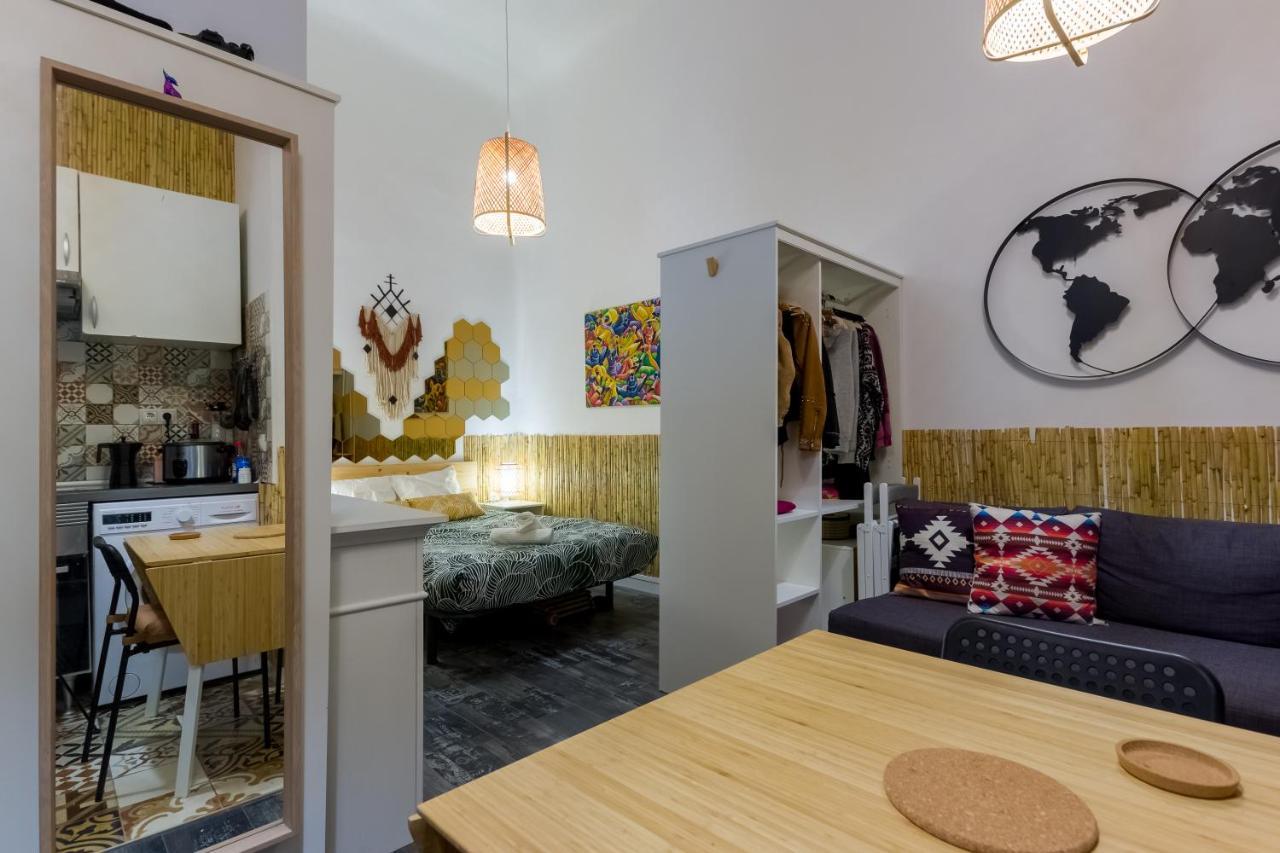 Social - Kitchen - *