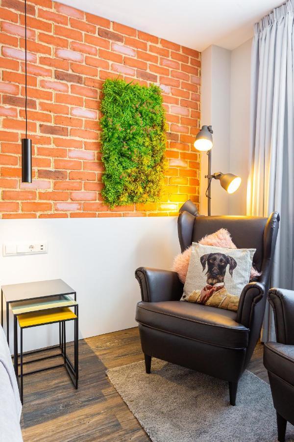 Fly Airport Guest house *