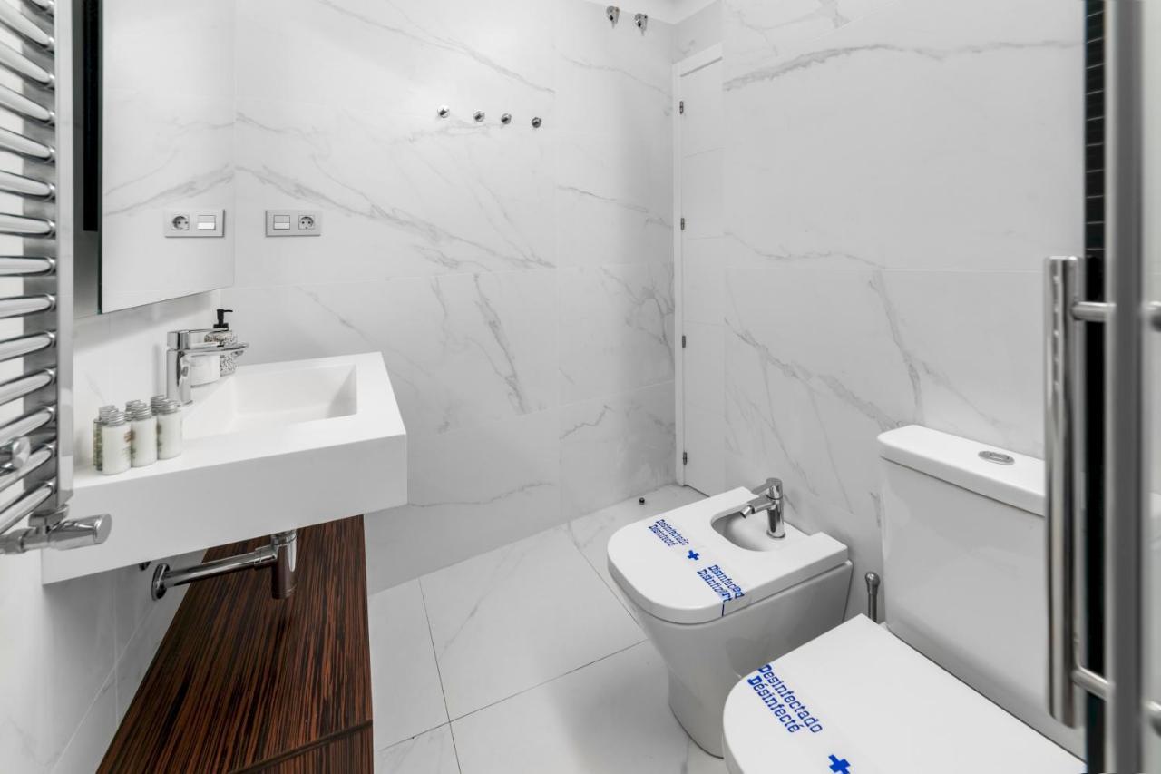 Apartment 2 Bedrooms 1 Bathroom Furnished - Centro - Equipped & Stylish - Minty *