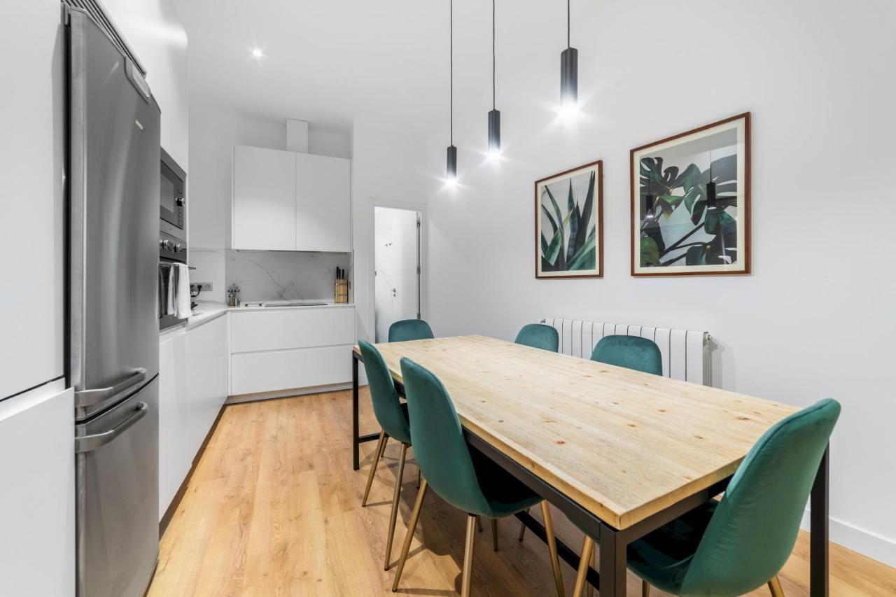2 Bedrooms 1 Bathroom Furnished - Centro - Equipped & Stylish - Minty Apartment Madrid