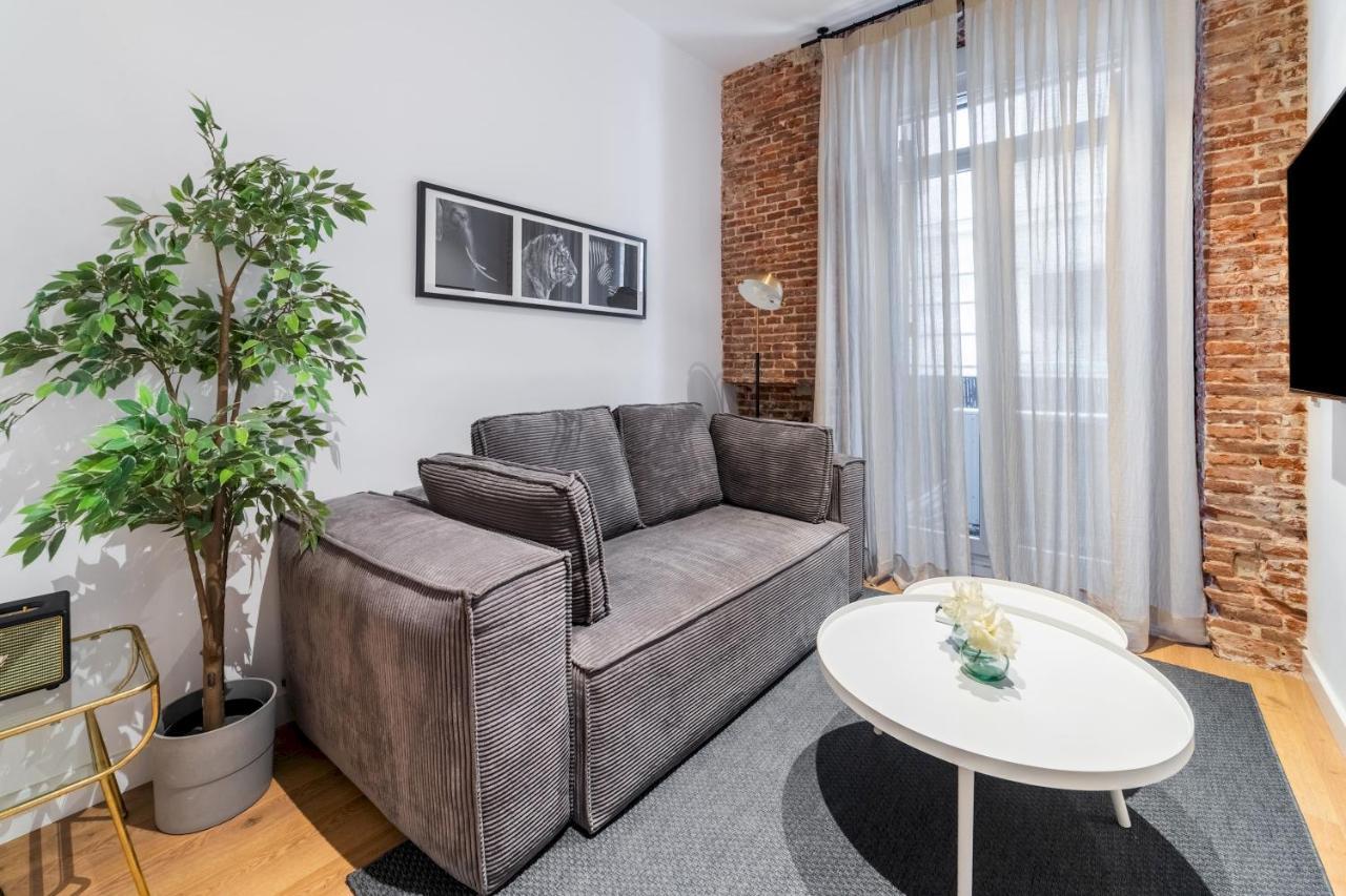 Apartment 2 Bedrooms 1 Bathroom Furnished - Centro - Equipped & Stylish - Minty *