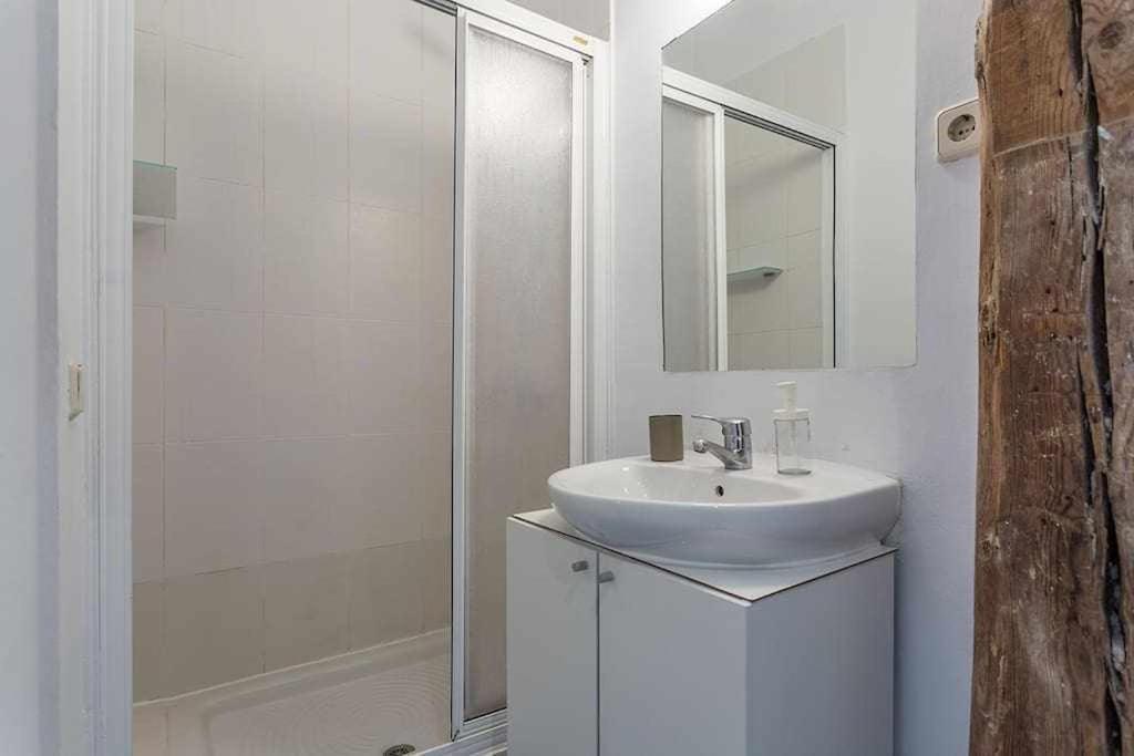 Apartamento Confortable En Atocha Apartment *