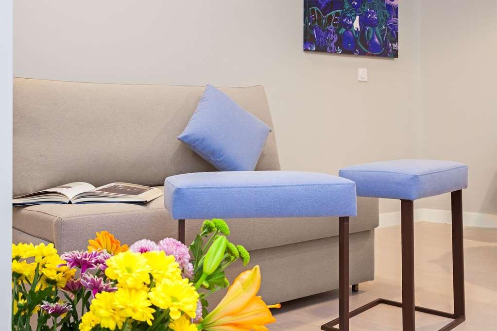Blume Cruz Apartment Madrid