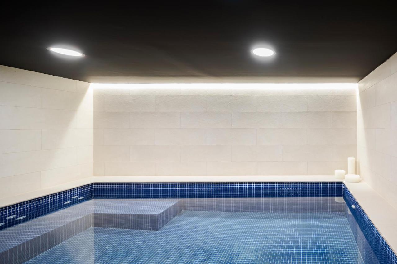 Palacio Tirso De Molina - The Arc Collection *