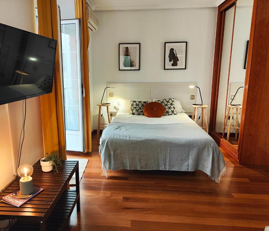 Atocha Apartment *