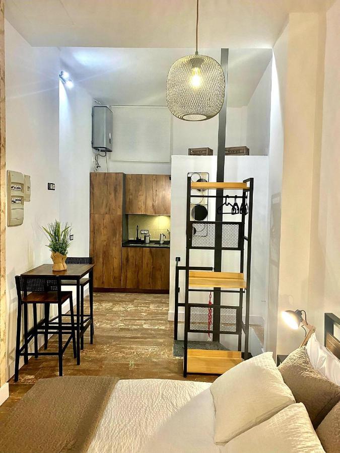 Apartment Rio / Monederos 29 *