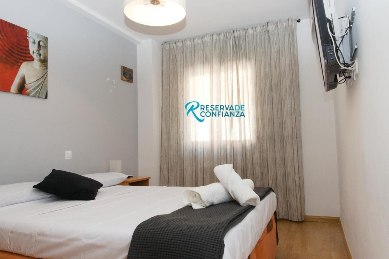 Moderno,luminoso Con Plaza De Garaje Apartment Madrid