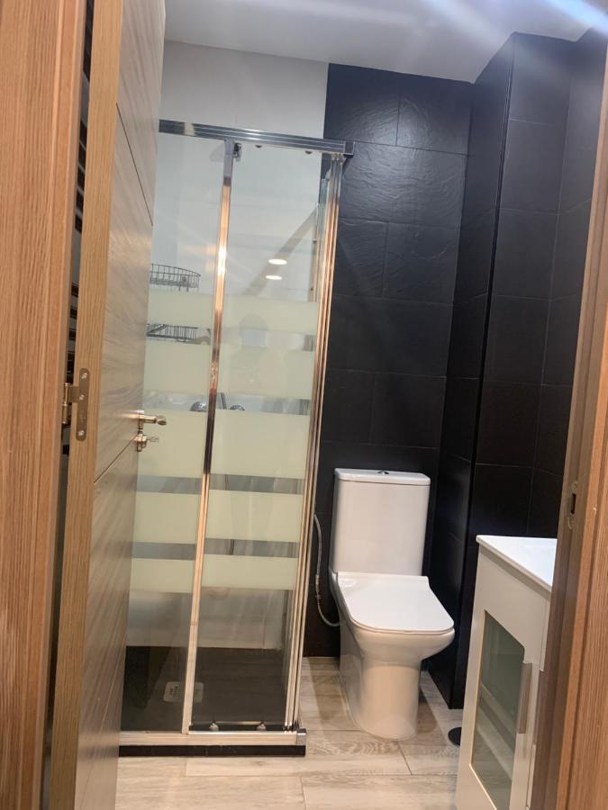 Apartment Deluxe, 4 Habitaciones, Parking Madrid