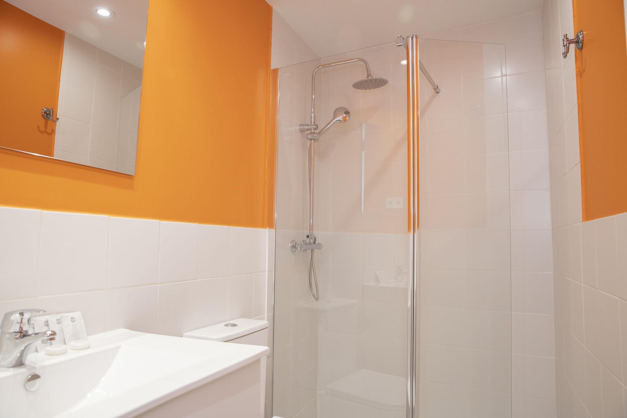 Montaloya Guest house 2*