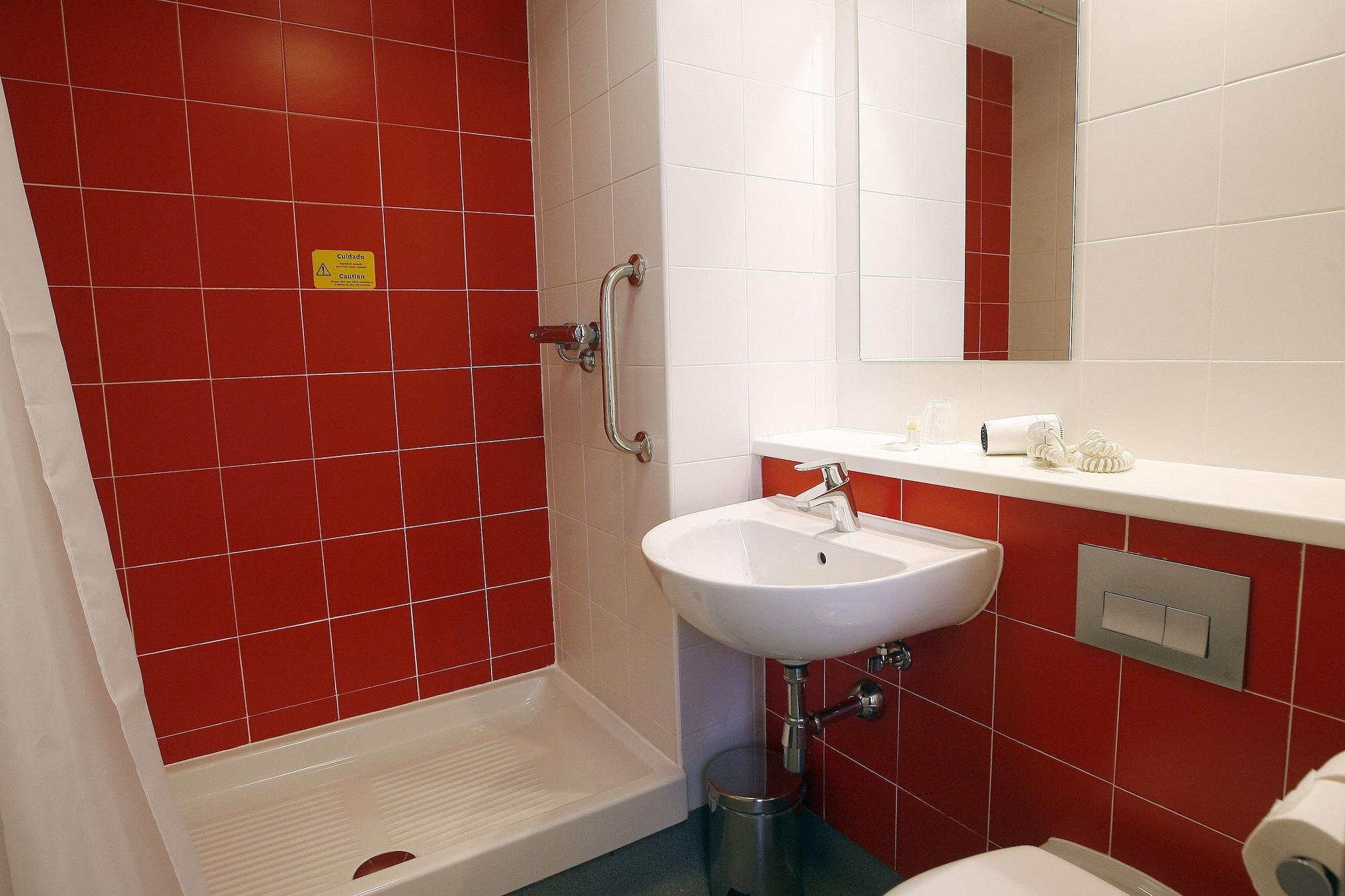 Travelodge Metropolitano