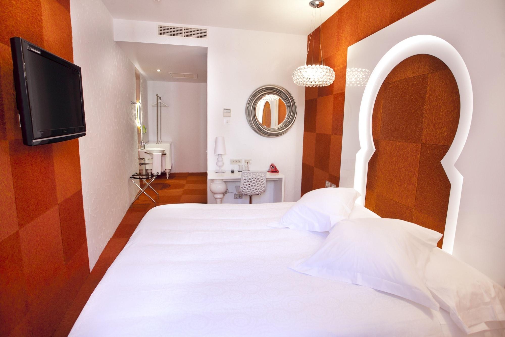 Del Dragon Boutique Hotel 4*