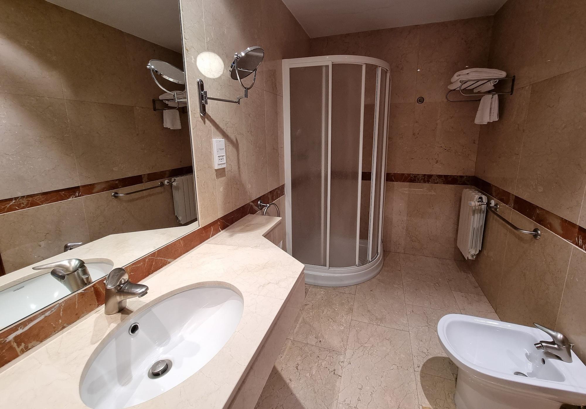 Hotel Gran Legazpi Madri
