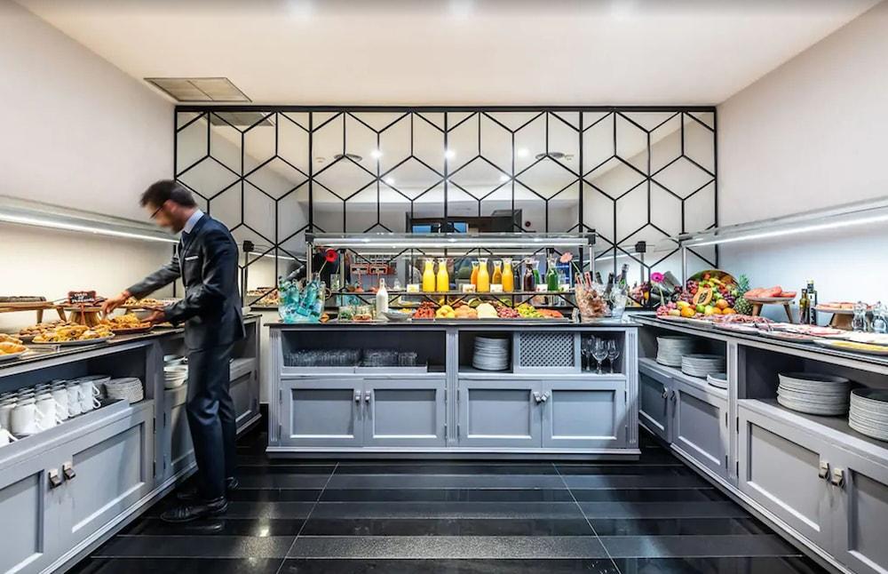 Intelier Palacio San Martin Madrid