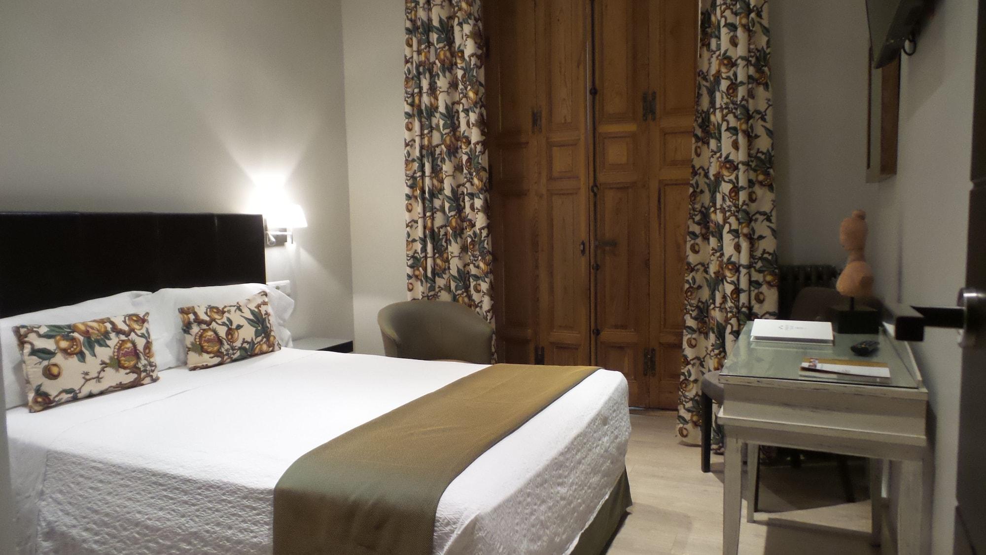 Moderno Puerta Del Sol Hotel 3*