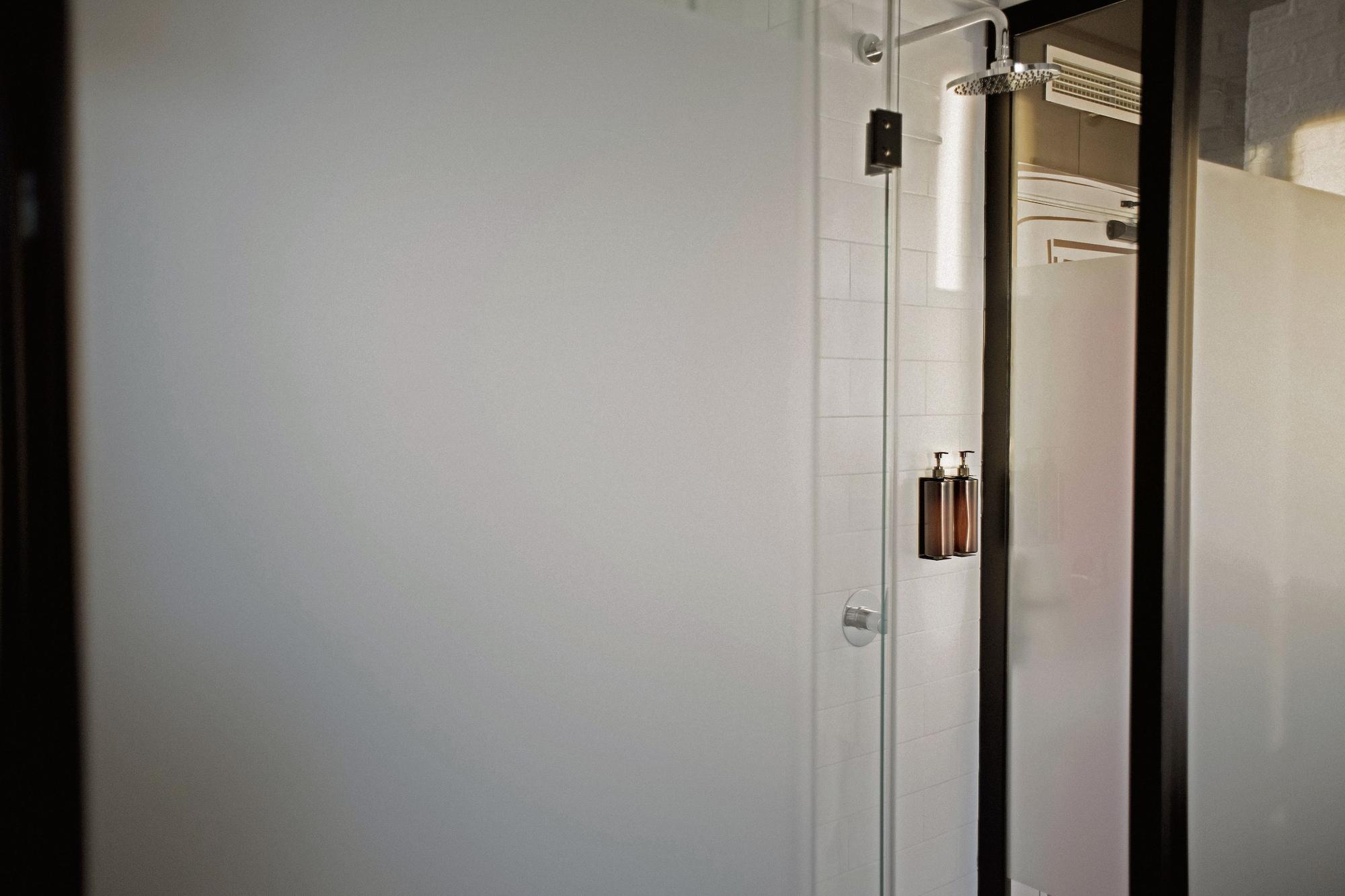 Room00 Ventura Albergue *