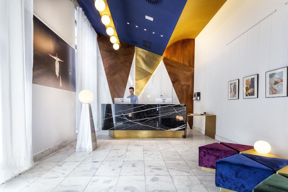 One Shot Fortuny 4*