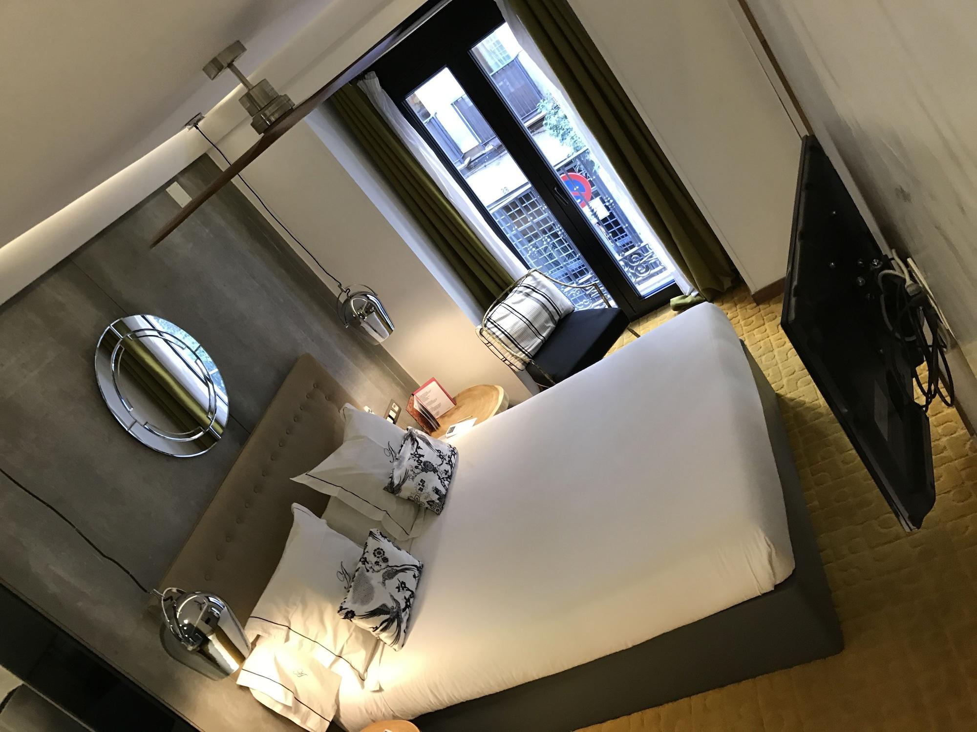 Abalu Design Boutique Gran Via 3* Madrid