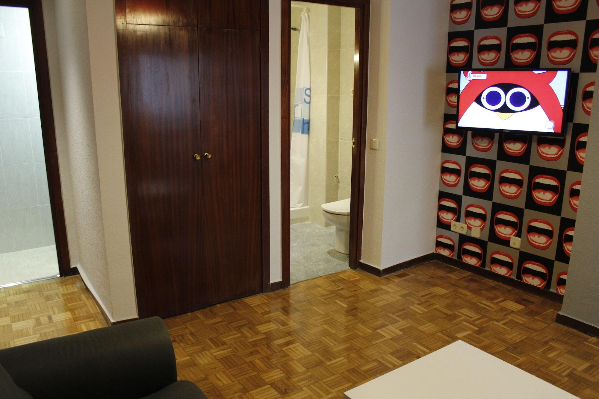 Albergue Far Gran Via