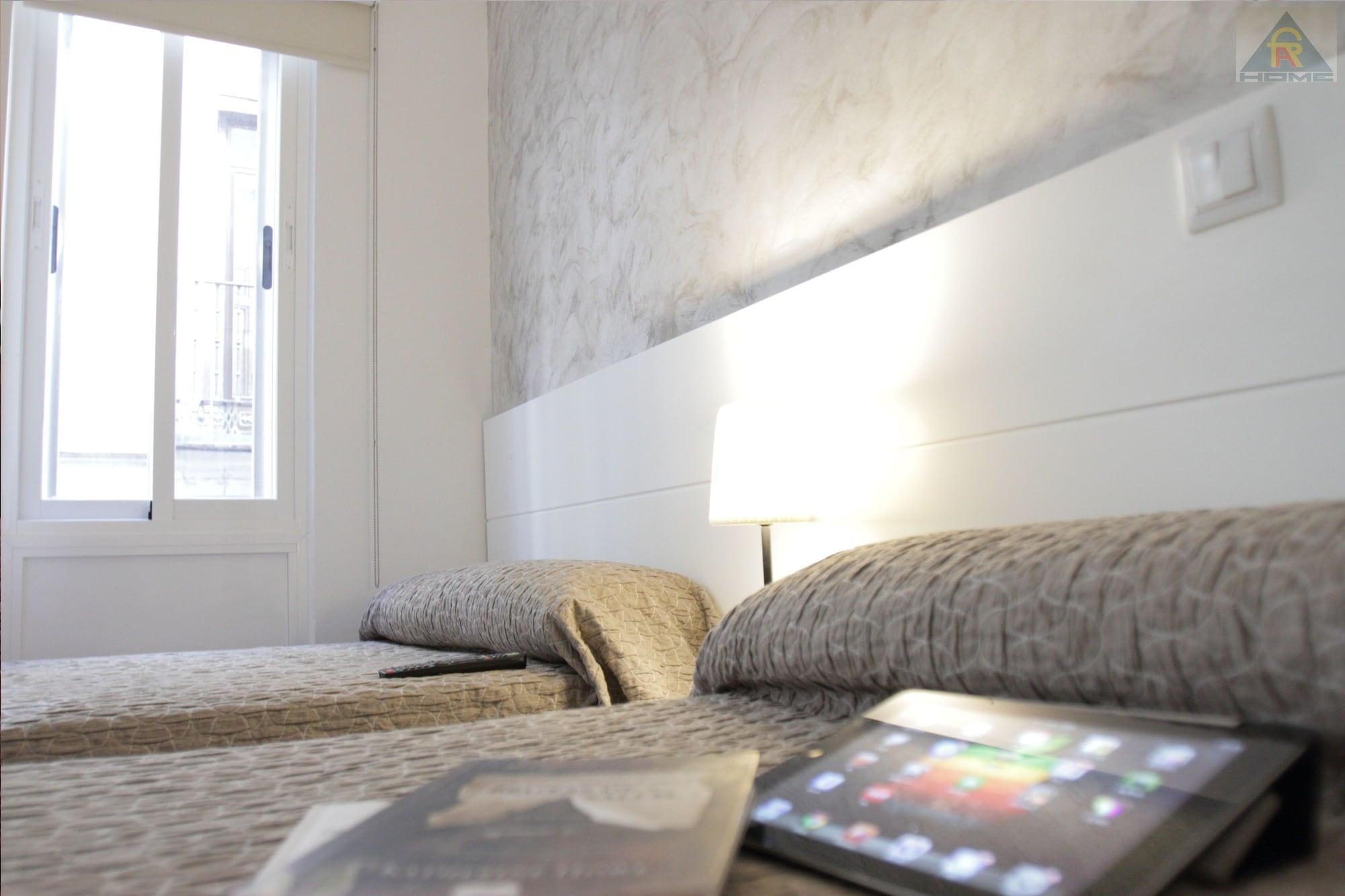 Albergue Far Gran Via *