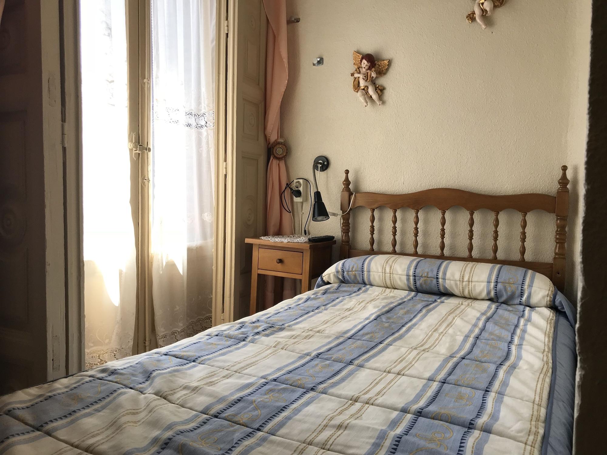Hostel Rc Miguel Angel