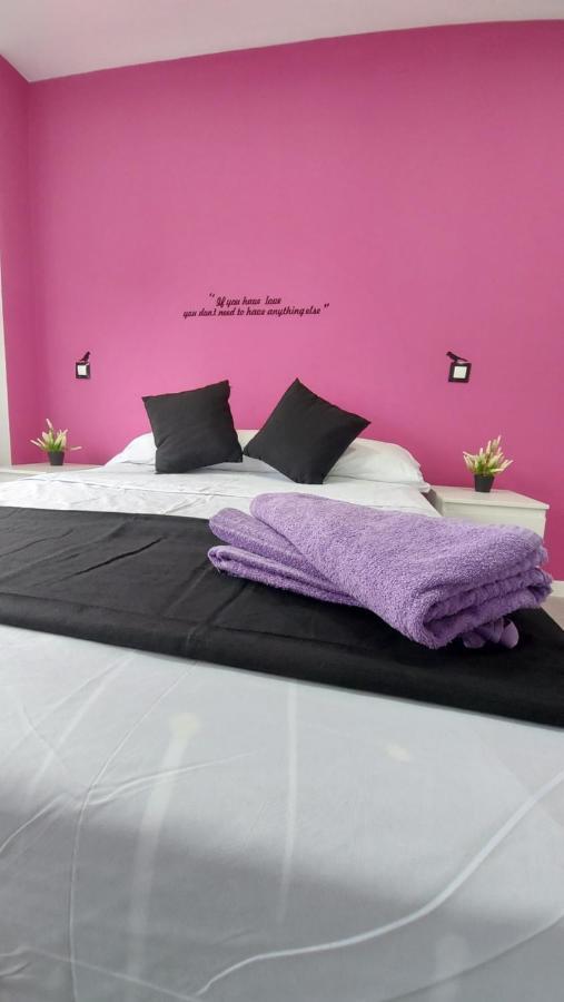 Flower Apartment *