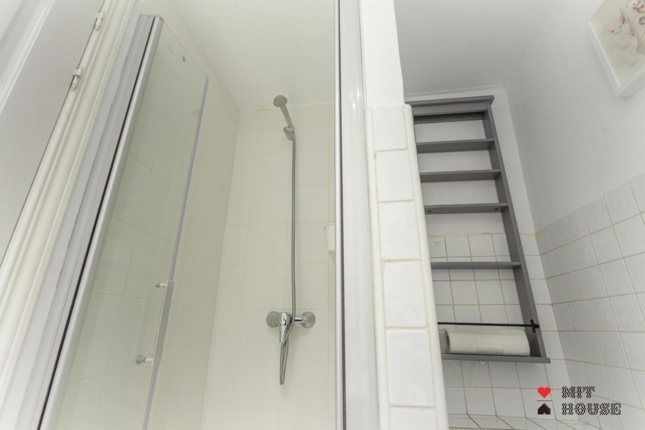 Mit House Menorca En Apartment Madrid