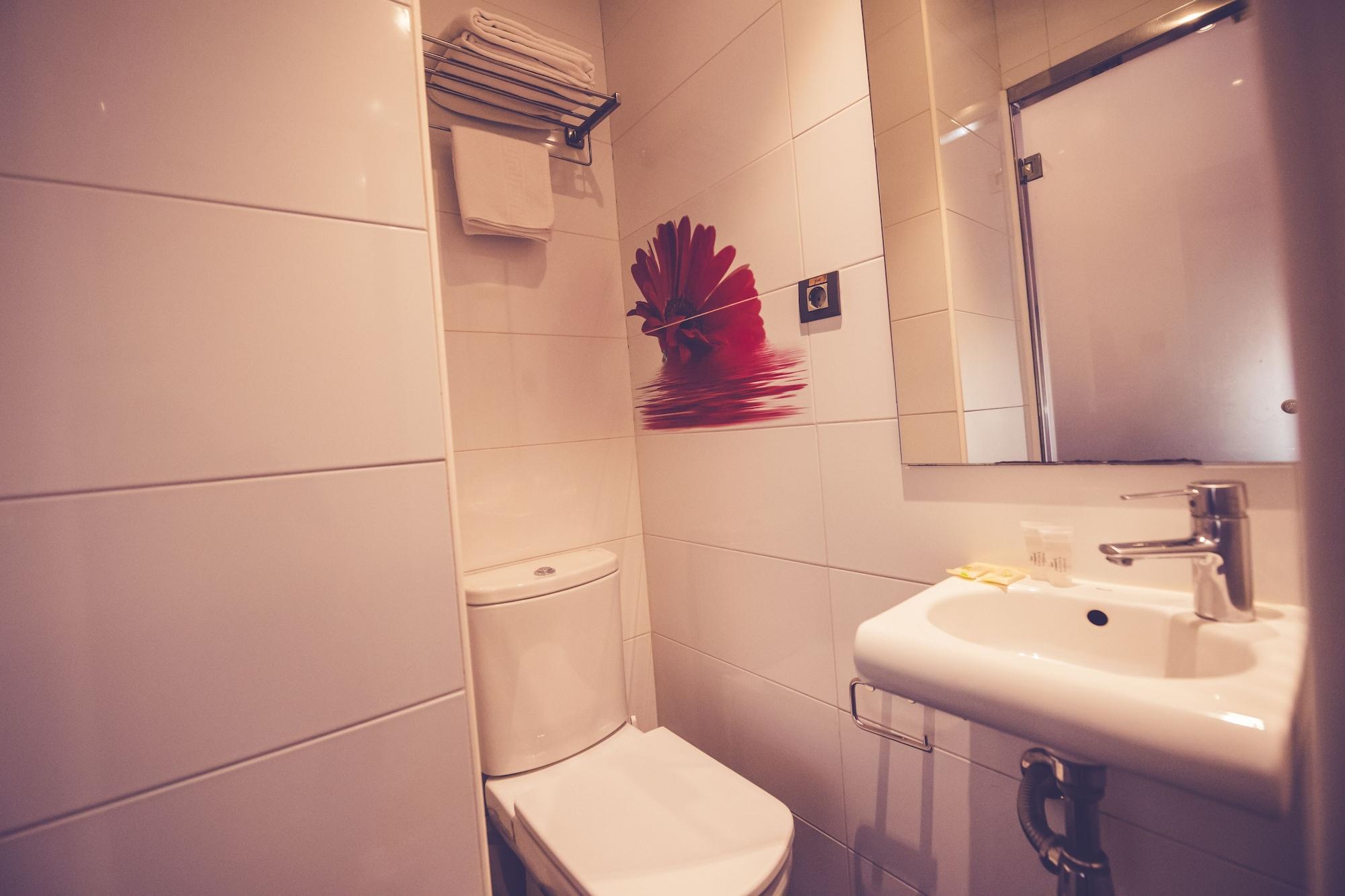 Prado Hotel 2*