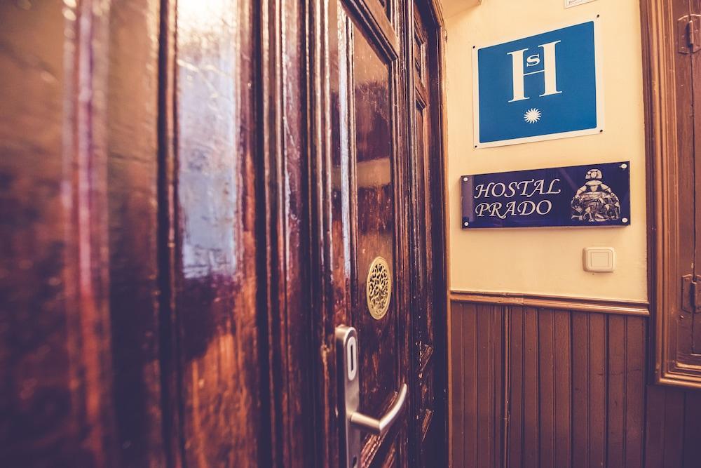 Hotel Hostal Prado
