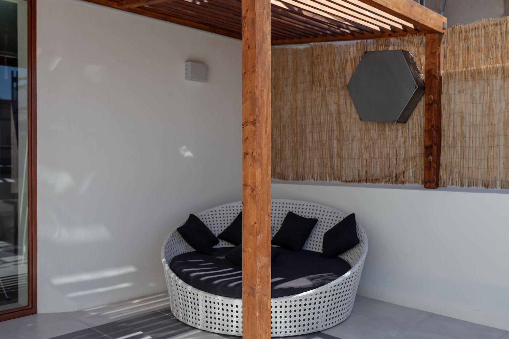 Charlotte-gran Via Albergue *