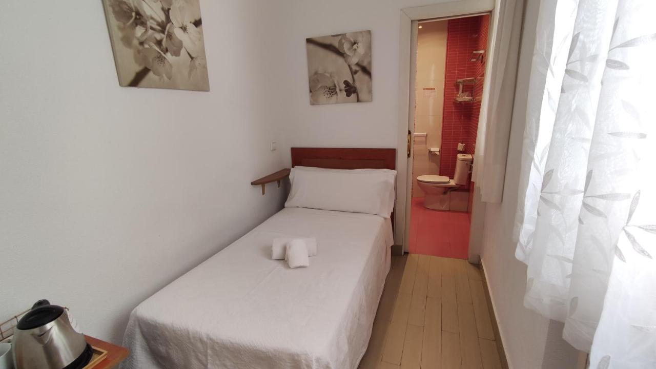 Casa de hóspedes Aliste Madri