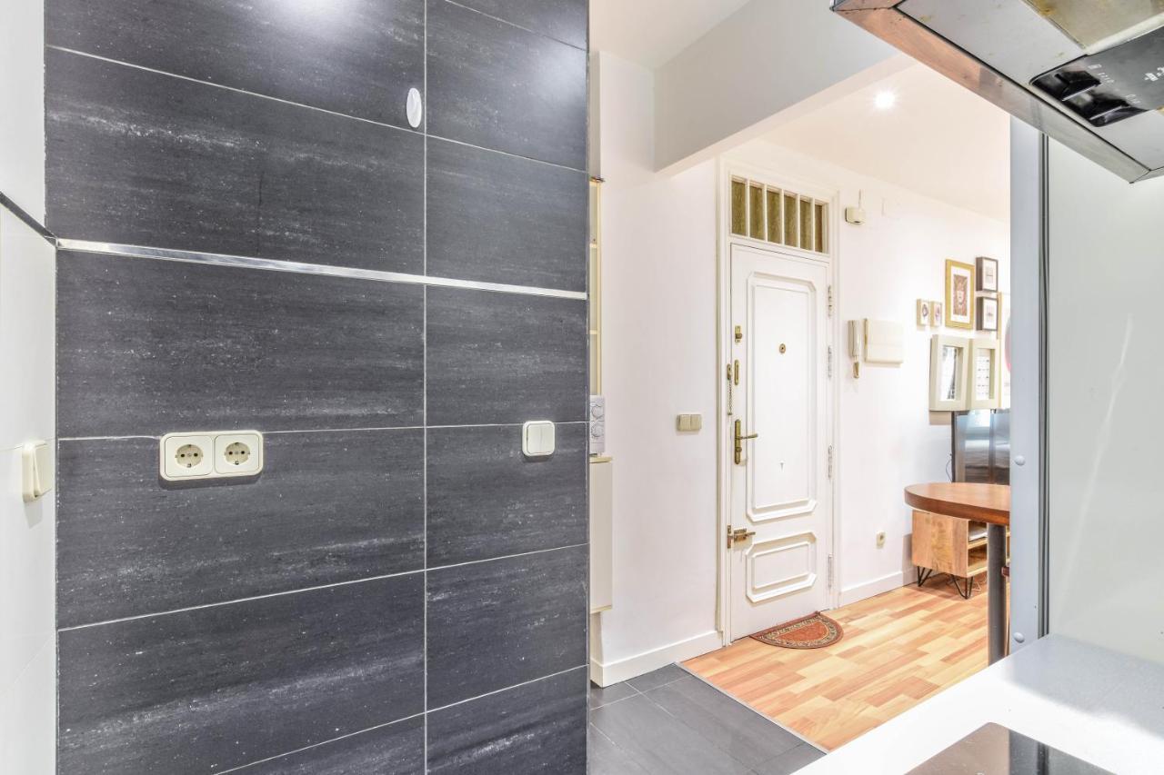 Apartamento Plaza De Lavpies * Madrid