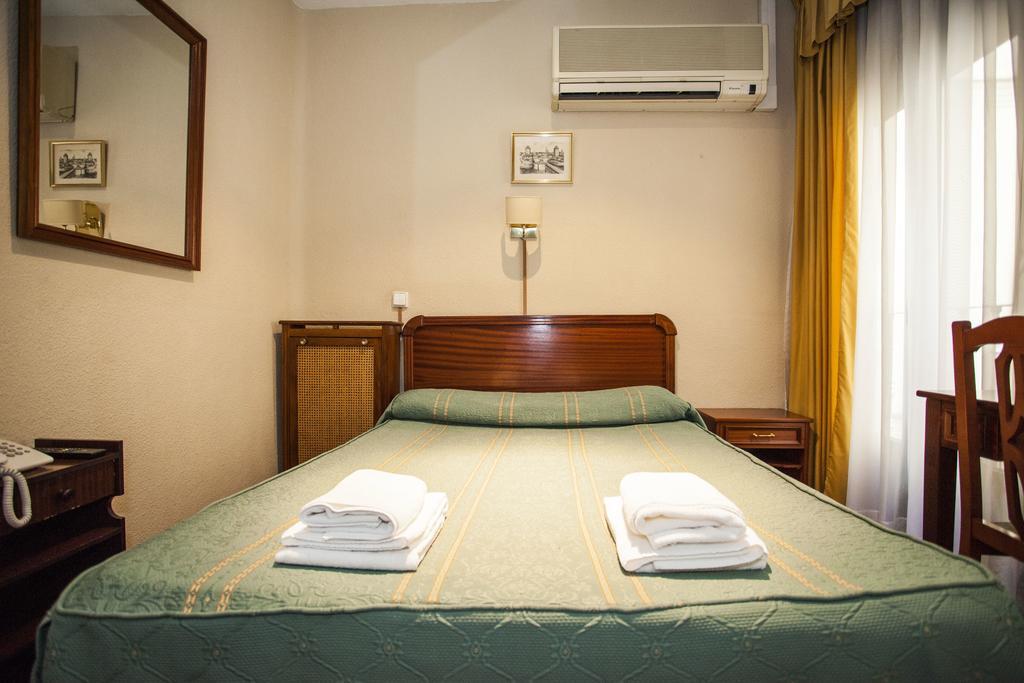 Guest house Carrera 2*