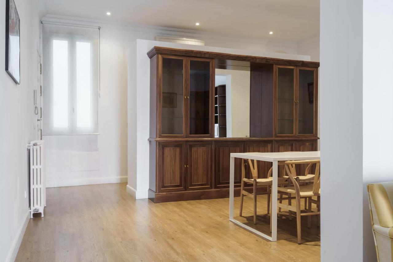 Homeabout Callao Ii 4br 3.5bt Madrid