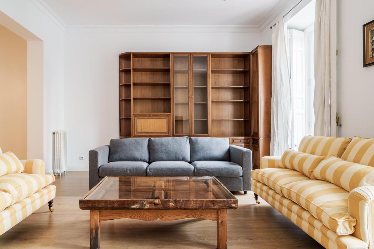 Homeabout Callao Ii 4br 3.5bt * Madrid
