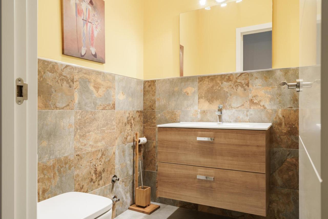 Apartment Homeabout Callao Ii 4br 3.5bt *