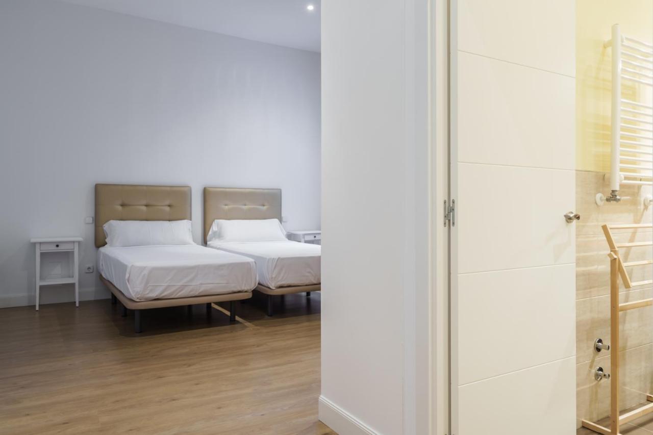 Homeabout Callao Ii 4br 3.5bt Apartment