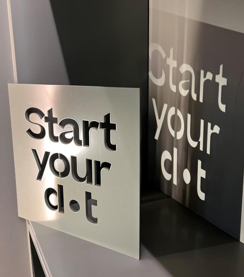 Chic & Basic Dot Madri