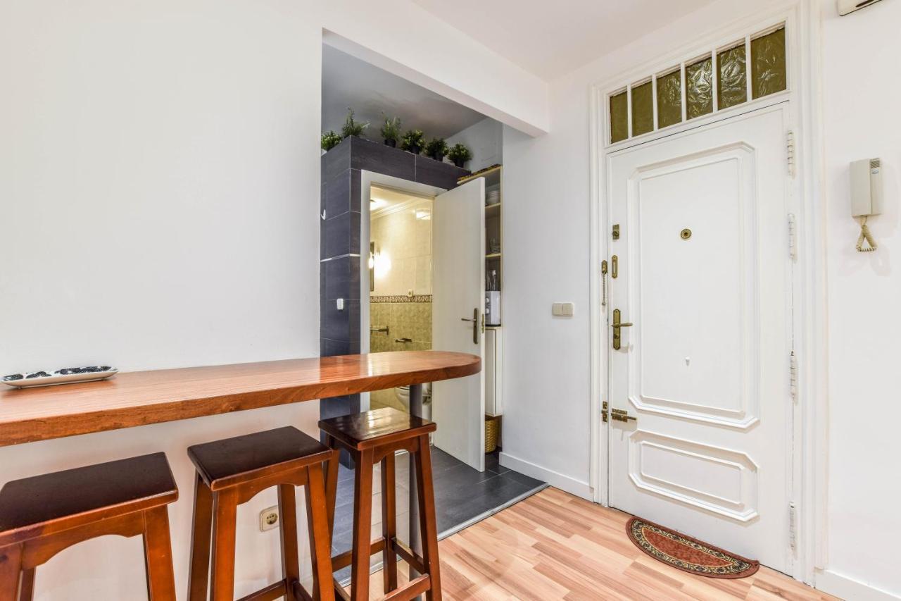 Apartamento Plaza De Lavpies Madrid