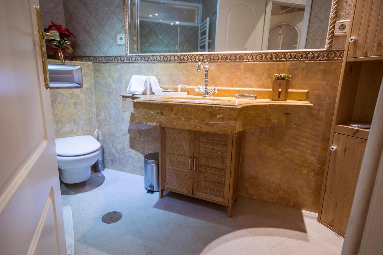 Oshun Puerta Del Sol Deluxe Apartamento