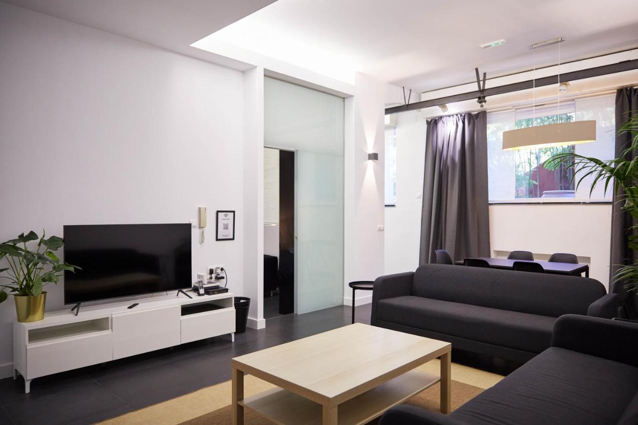 Loft Principe Pio Apartment